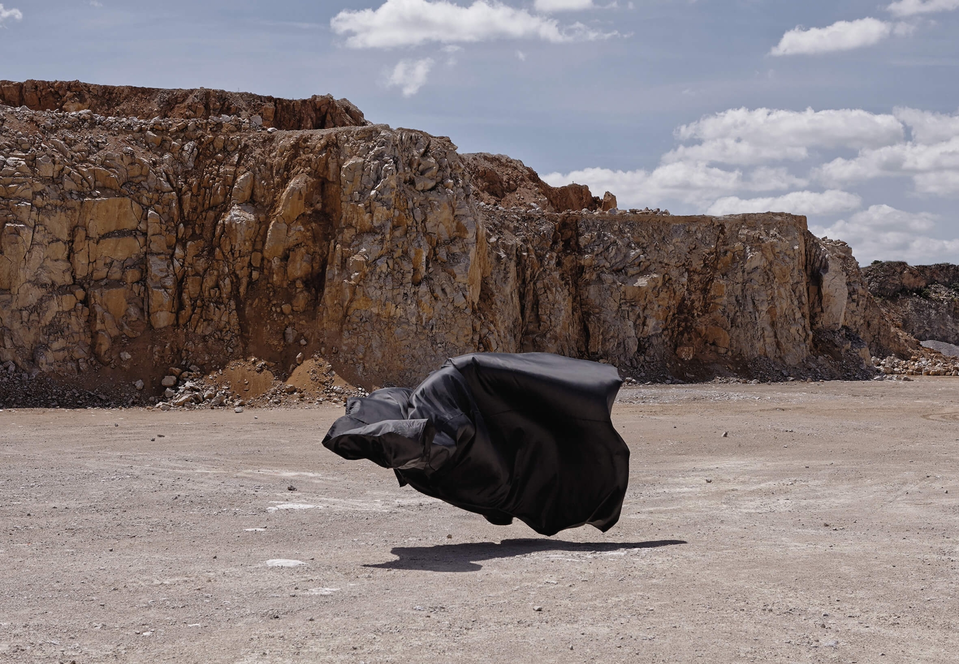 fotografie pro Nejen Bistro (Mar.s Architects), Dům pro Markétku (Mjölk architekti), Gran Fierro (Formafatal), Škoda Superb (Dolce Vita) a kolekce brýlí Collection #1 (Nastassia Aleinikava)