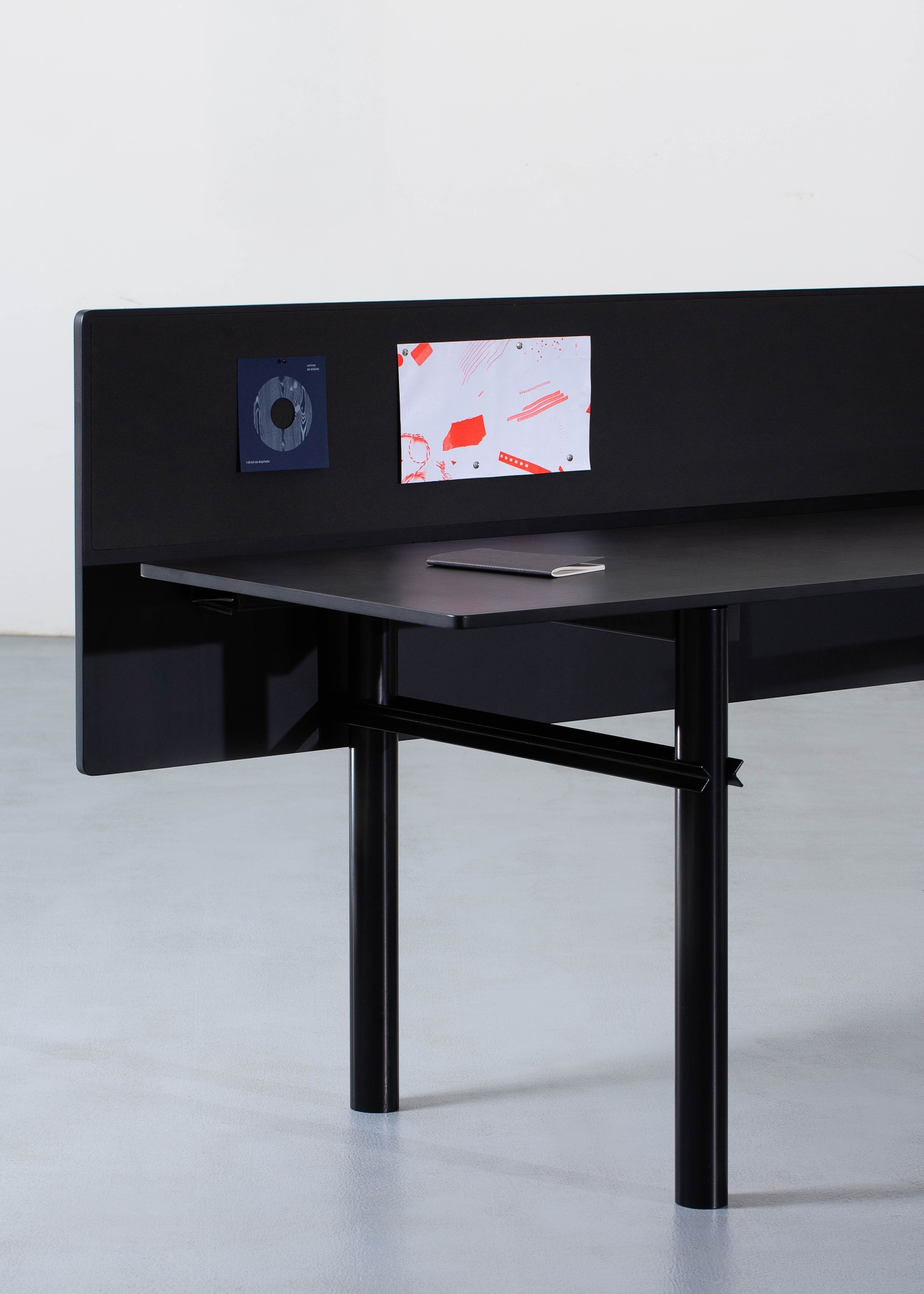 nábytková řada PERSOMA (Balance is Motion)