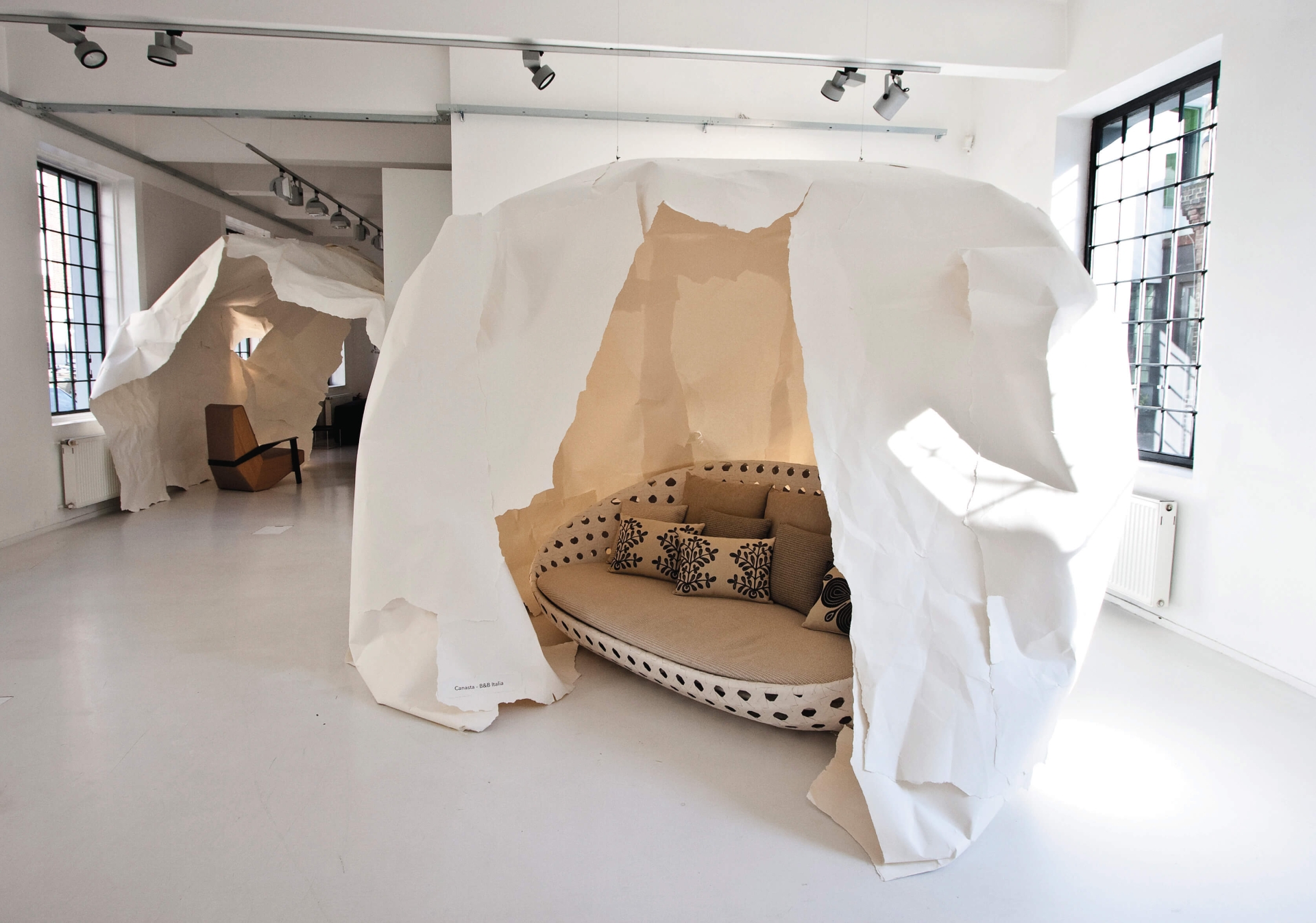 výstava Patricia Urquiola: E2 Empatie emoce (Liběna Rochová, Magdalena Rochová a Jan Činčera)