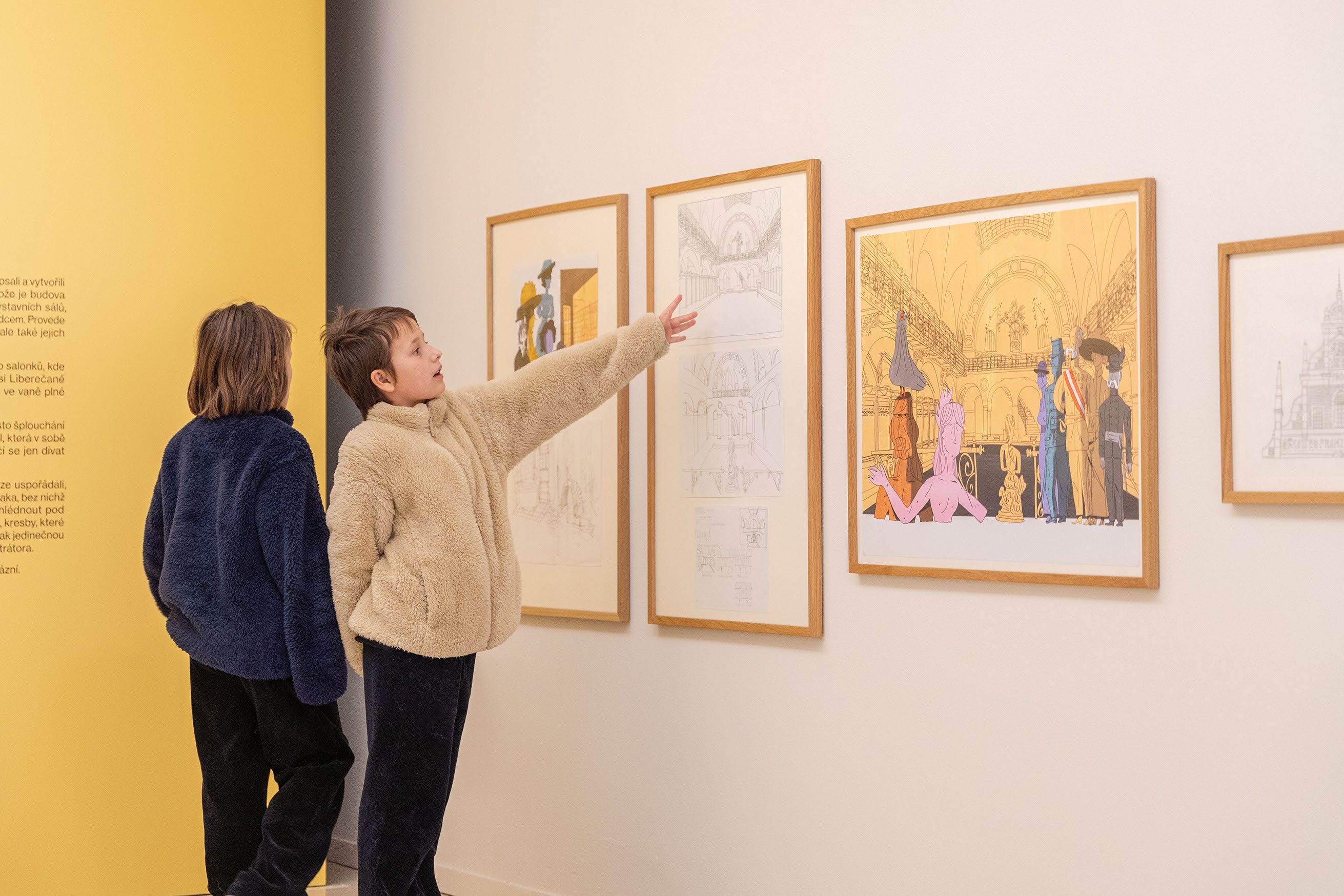 ilustrace publikace Labyrintem lázní (Michaela Kubišová, Galerie Lázně Liberec) a ilustrátorská práce na výlohách pro Hermès (spolupráce: Lexová & Smetana)