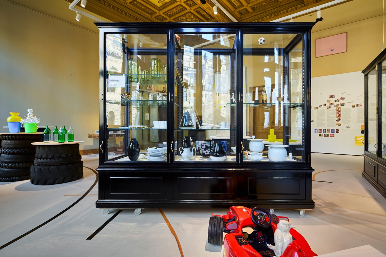 architektura výstavy Qubus: The Beautiful Beast / Boj s krásou (Uměleckoprůmyslové museum v Praze)