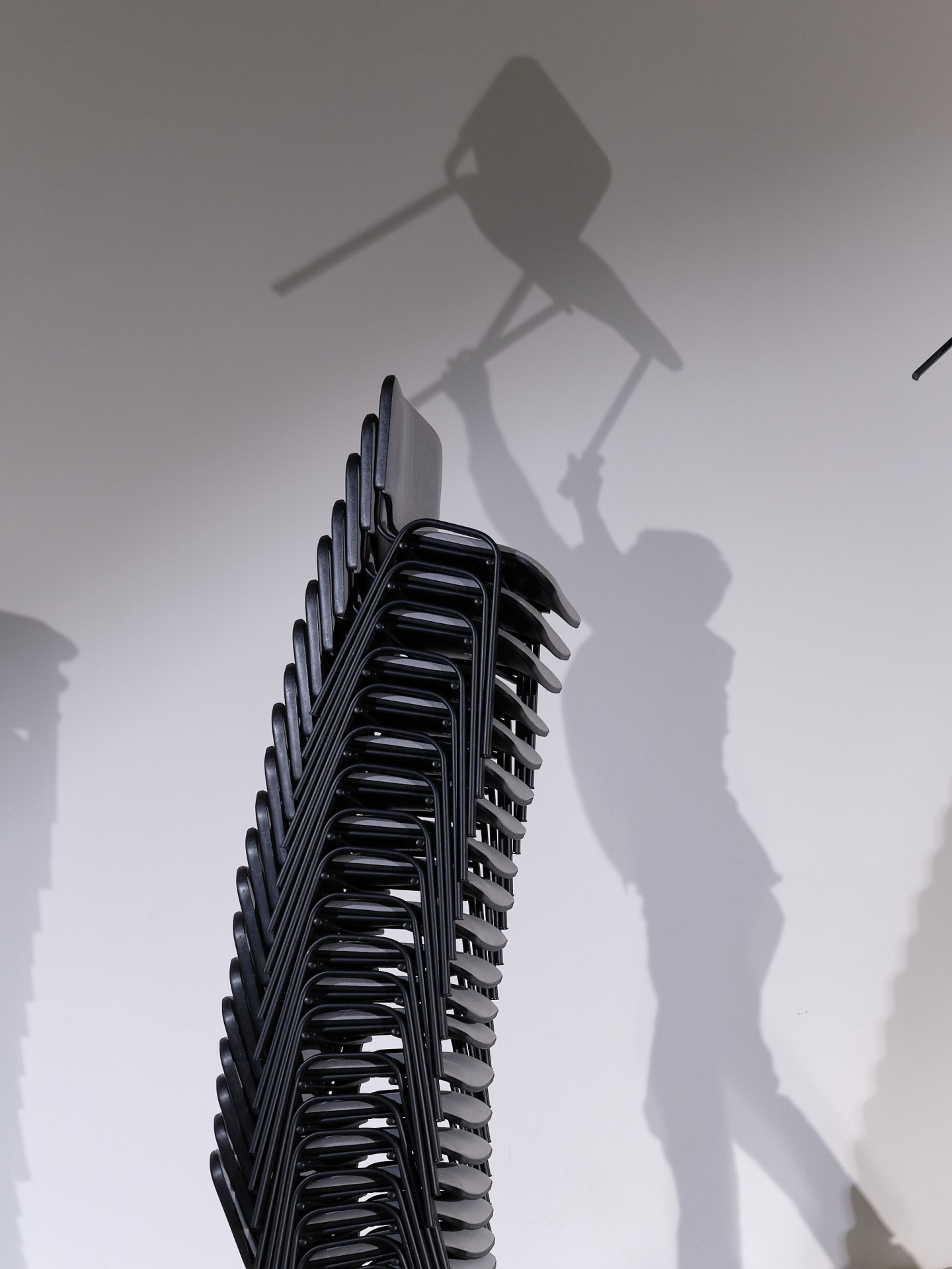 fotografie kolekce Your Face Under the Sun pro Terezu Rosalii Kladošovou a představení PLI Viktora Černického, fotografie pro Wired