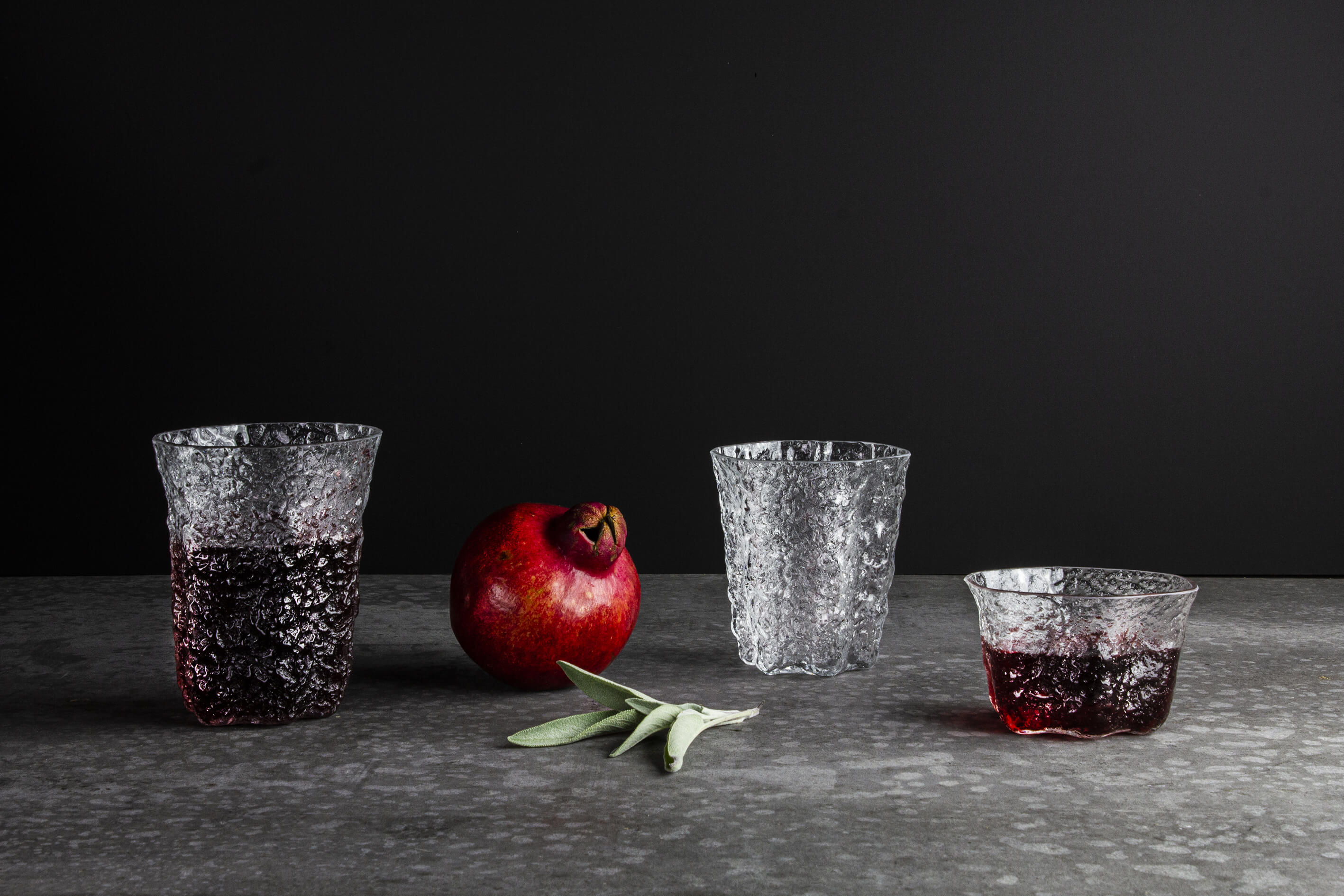 Innatura and Smooth beverage set, Momentum collection of furniture