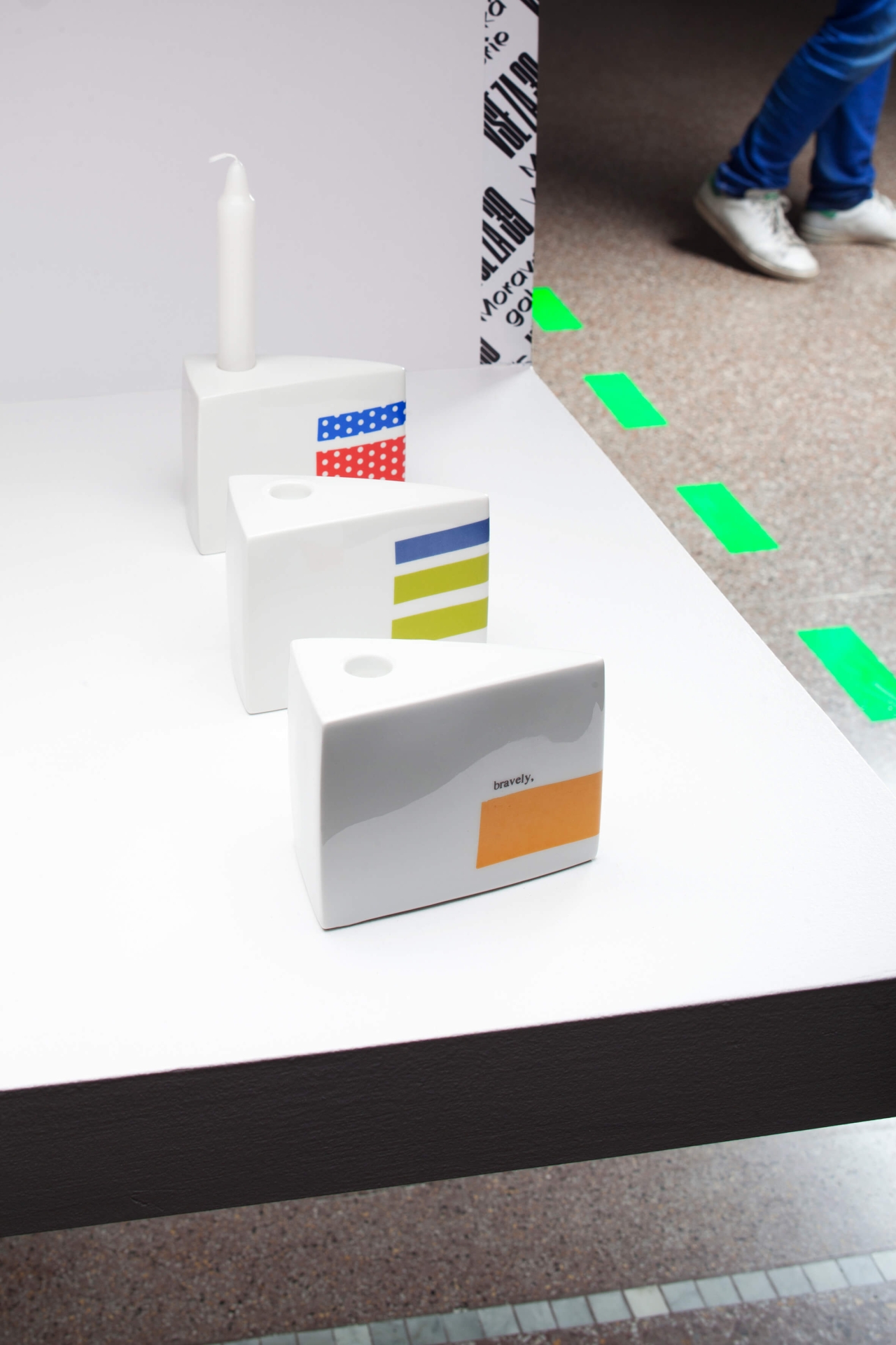 fotografie pro katalog Vše za 39 (Maxim Velčovský, Moravská galerie v Brně) a pro knihu Obsese (Magnus Art)