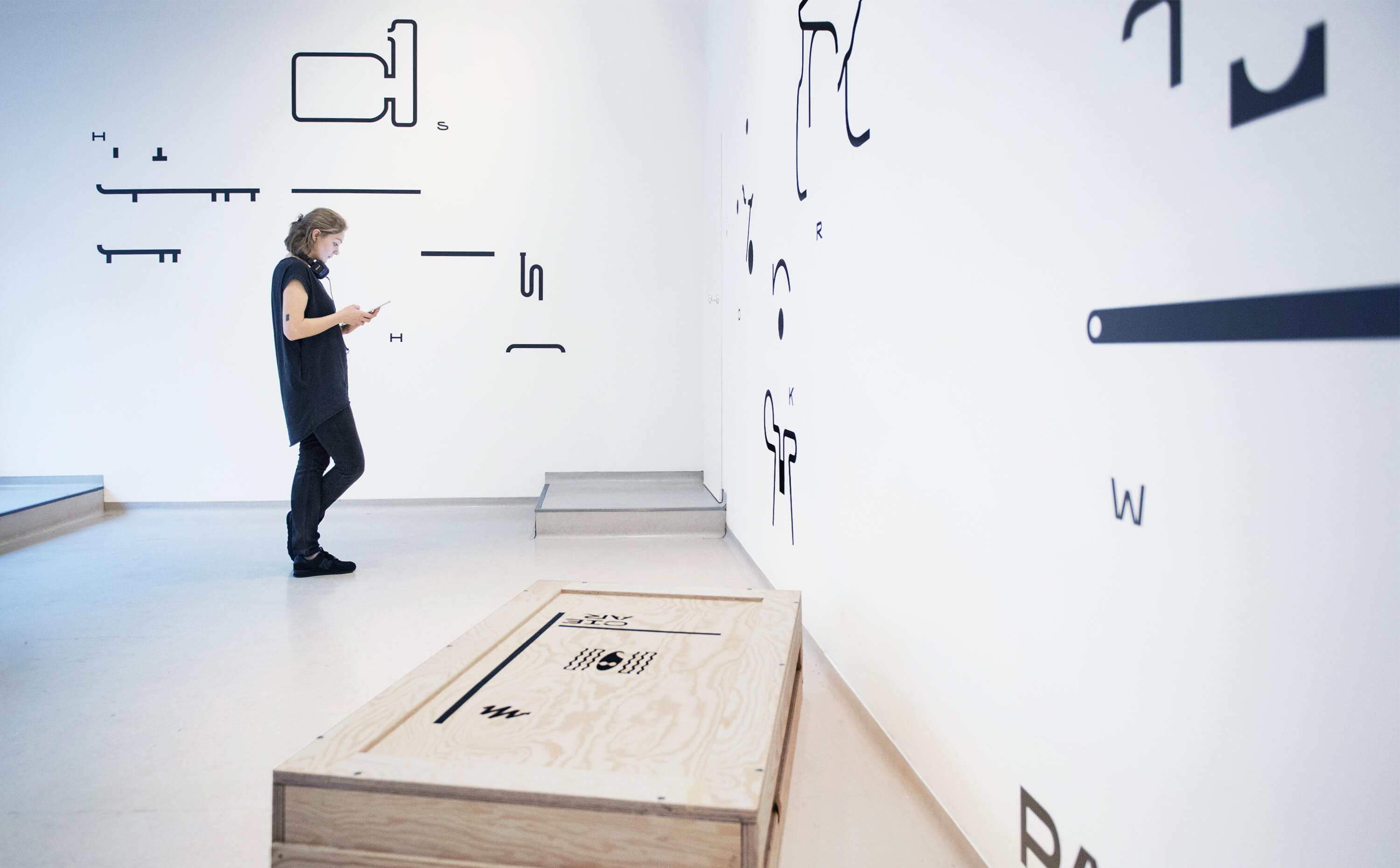 concept and visual identity of the exhibition, mobile application, website and catalog for the Czech Innovation Expo