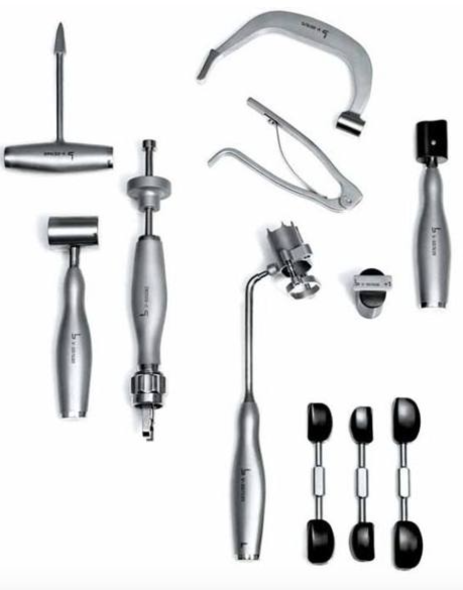 collection of surgical instruments for Beznoska