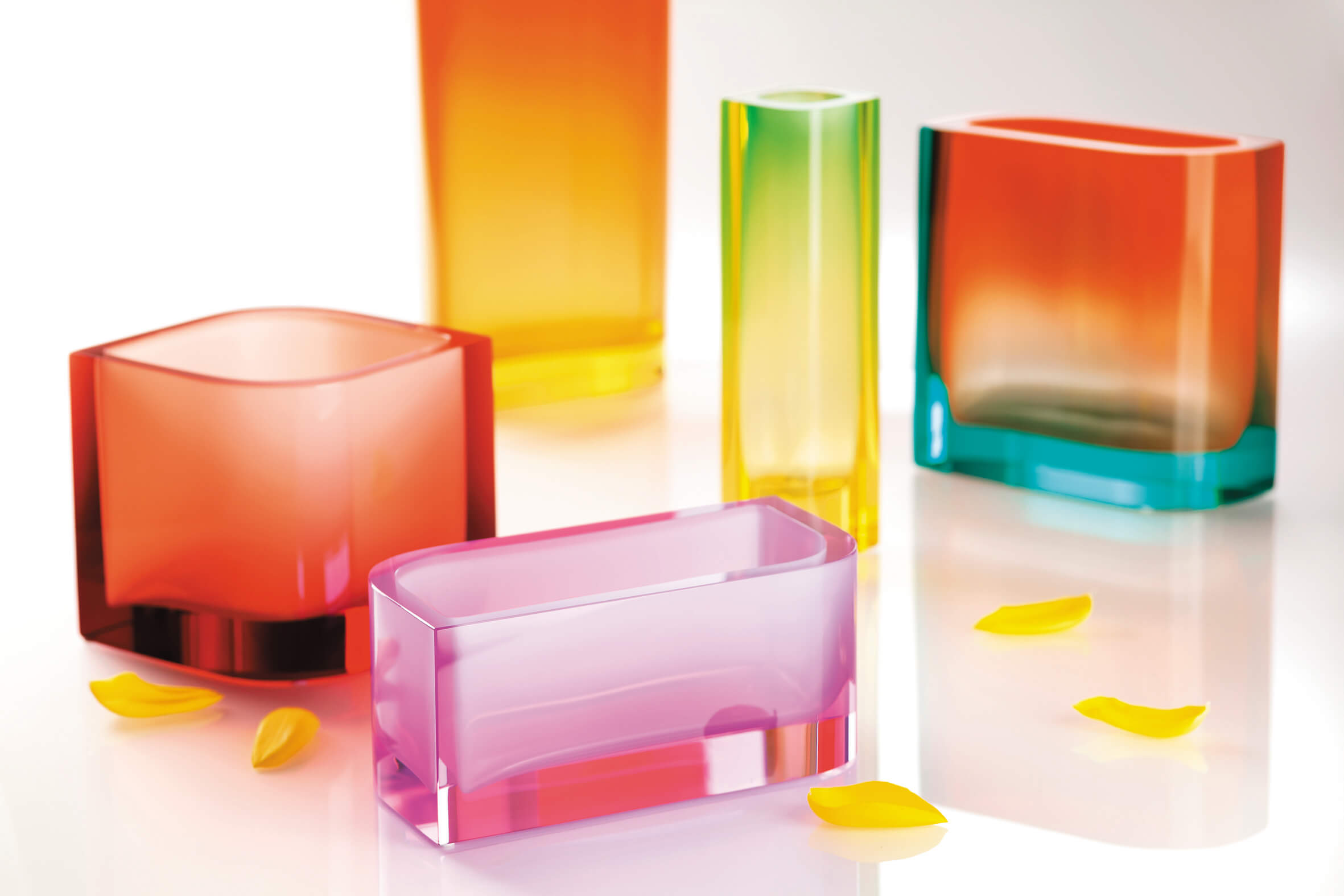 Kolorit and Hruška vases (Moser)