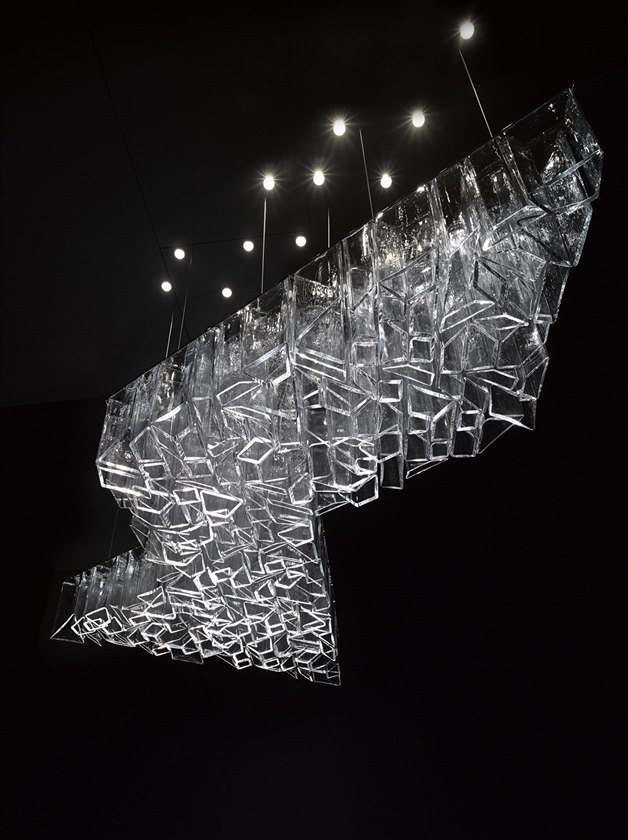 svítidla Moulds (Jan Plecháč, Henry Wielgus), Ice (Daniel Liebeskind), Das Pop (Maarten Baas) a Frozen (Maxim Velčovský)