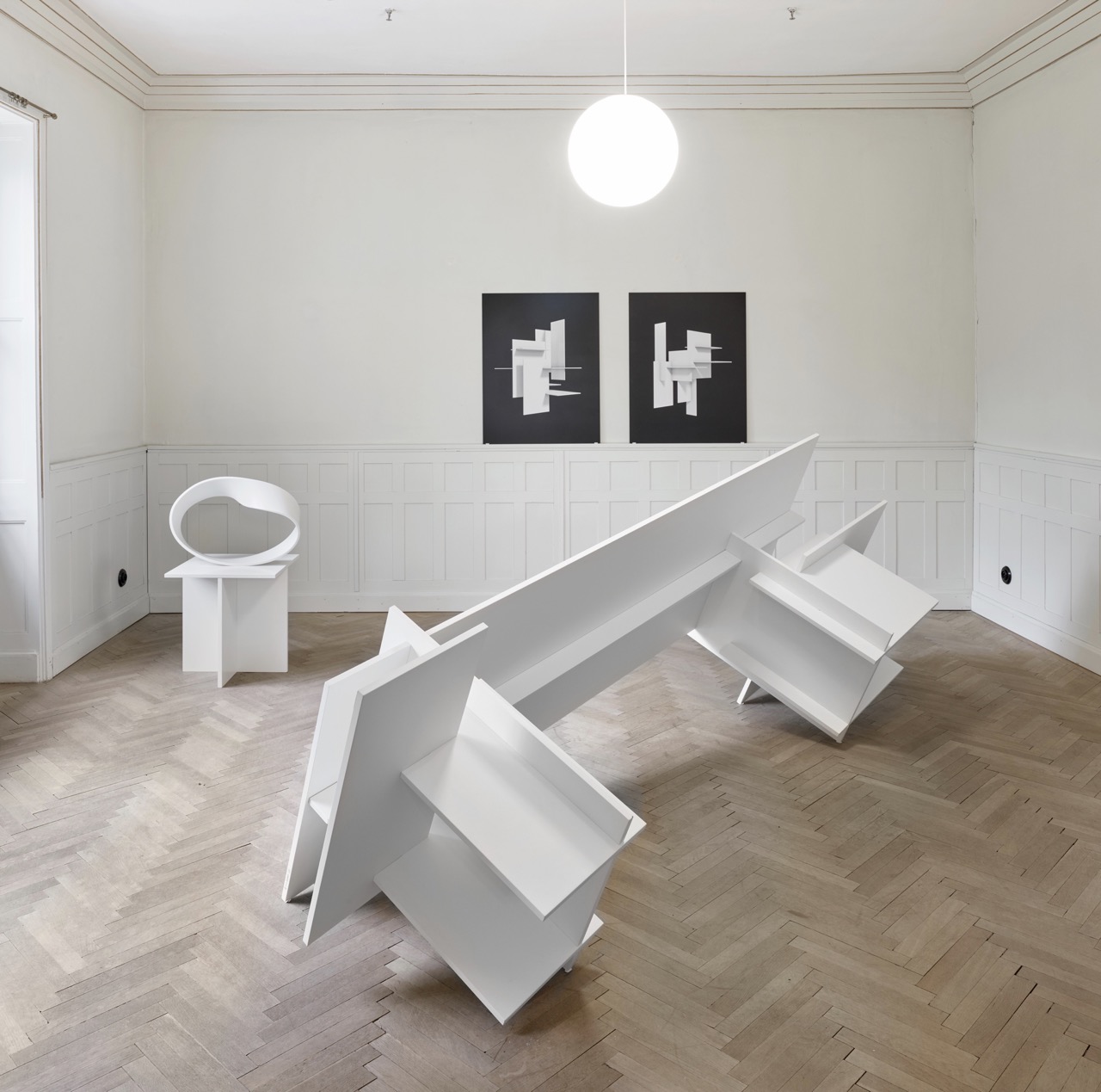 za dlouholetou významnou designérskou, uměleckou a pedagogickou činnost a za celoživotní dílo v oblasti designu a umění