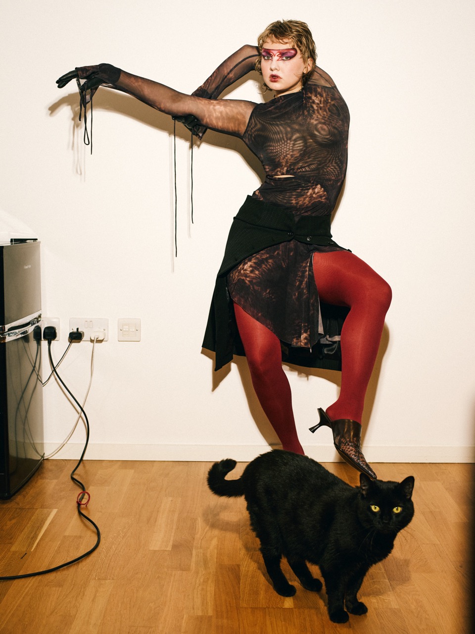 fotografie Migraine pro časopis Faith Love Hope, cover story a portréty Evy Jiřičné a Amelie Siba pro Vogue CS