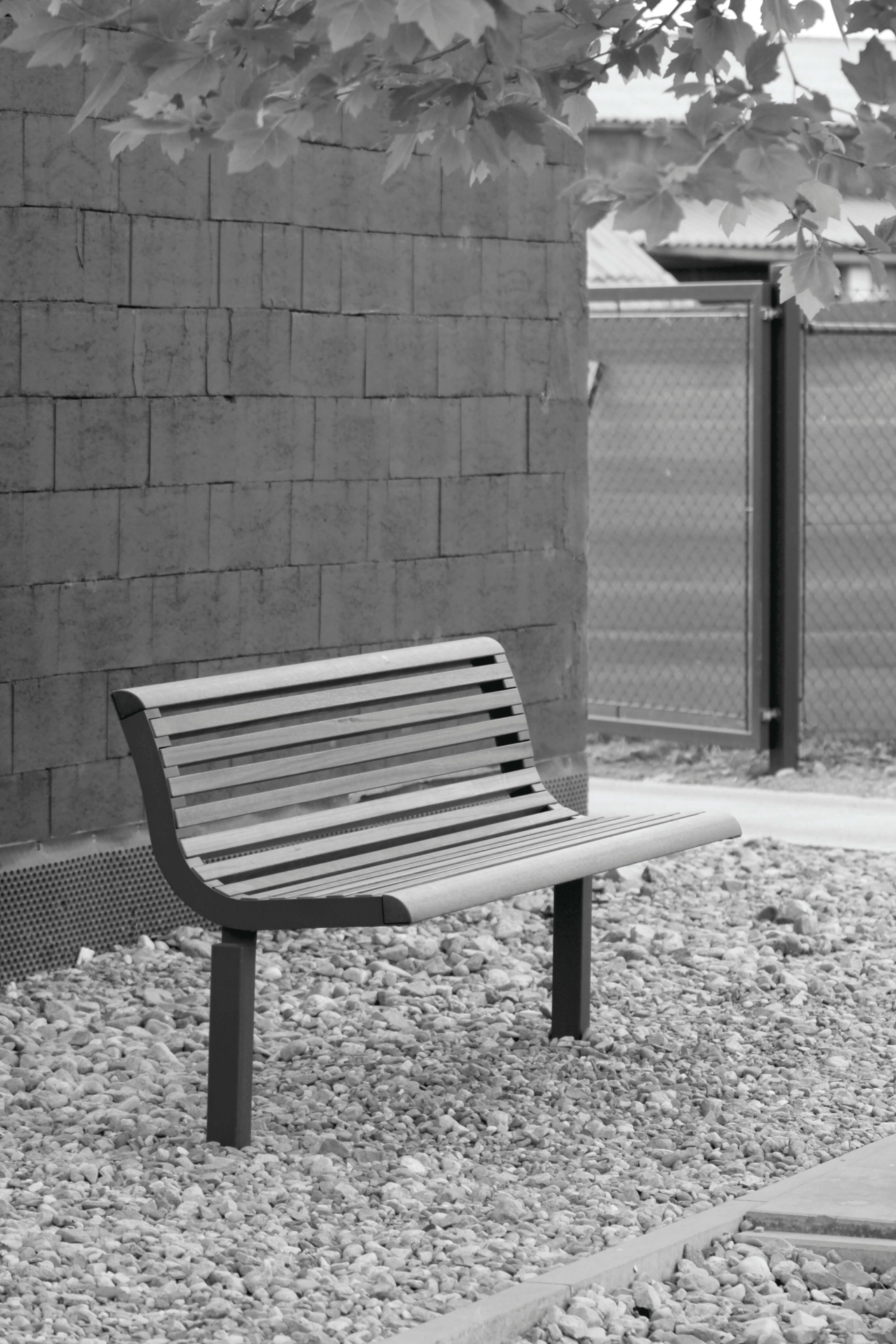 Urban Islands street furniture collection (Lucie Koldová, Dan Yeffet), Diva Solo benches for seniors, and Nanuk trash cans (David Karásek, Radek Hegmon)