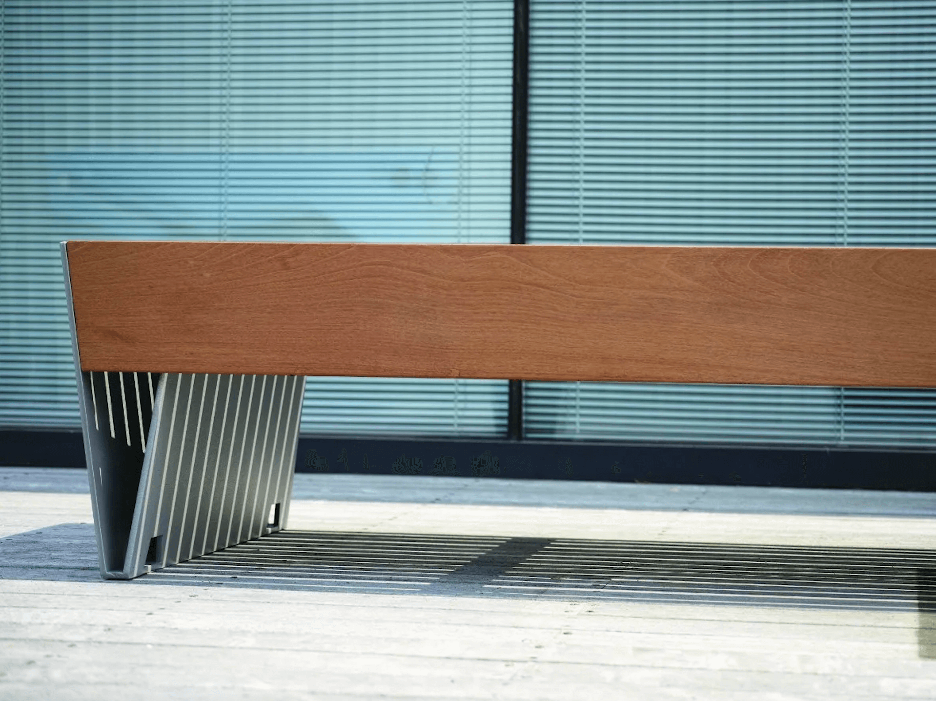 Blocq and Diva Solo benches (David Karásek and Radek Hegmon)