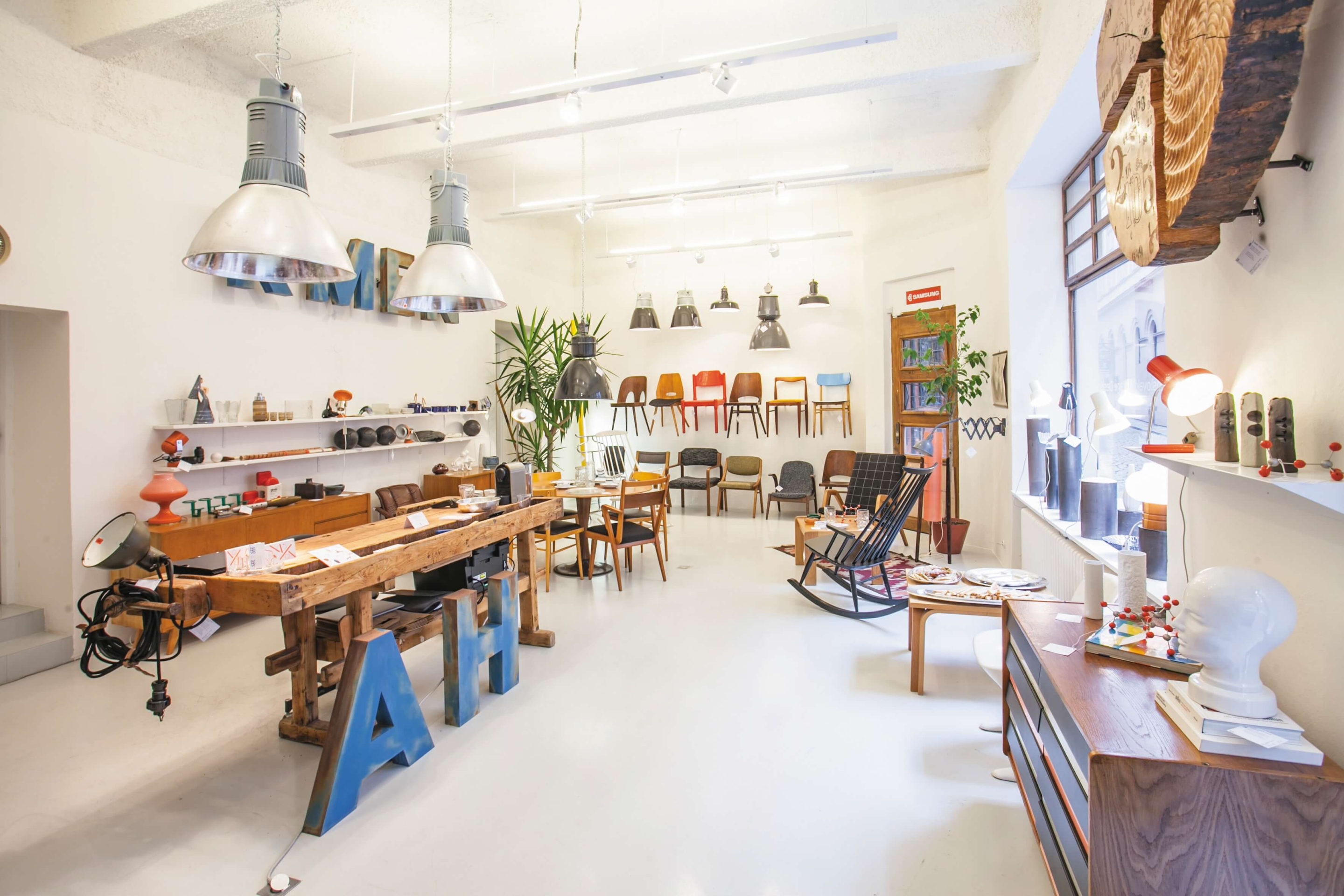 opening of the store and its overall concept