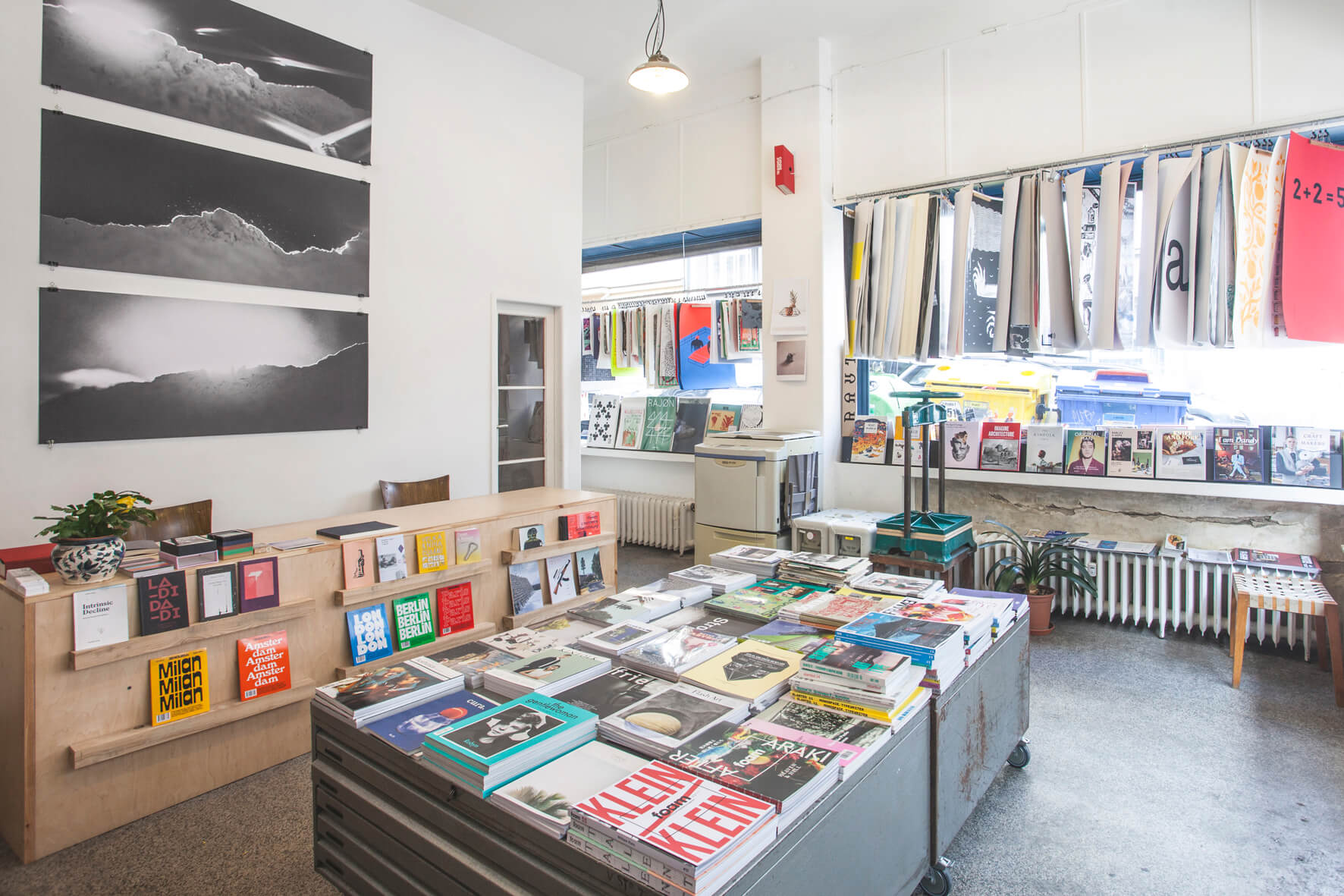 výstavní činnost a festival ilustrace LUSTR