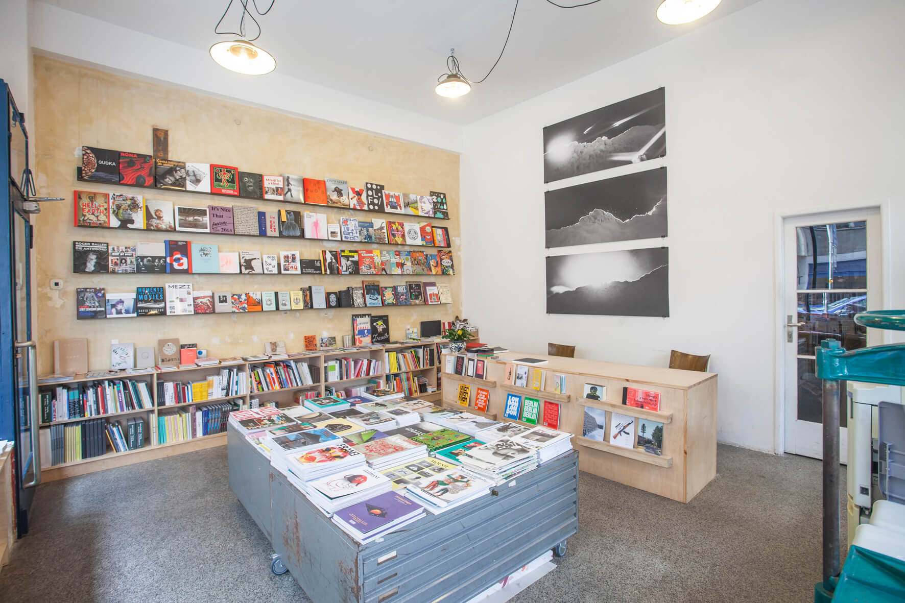 výstavní činnost a festival ilustrace LUSTR