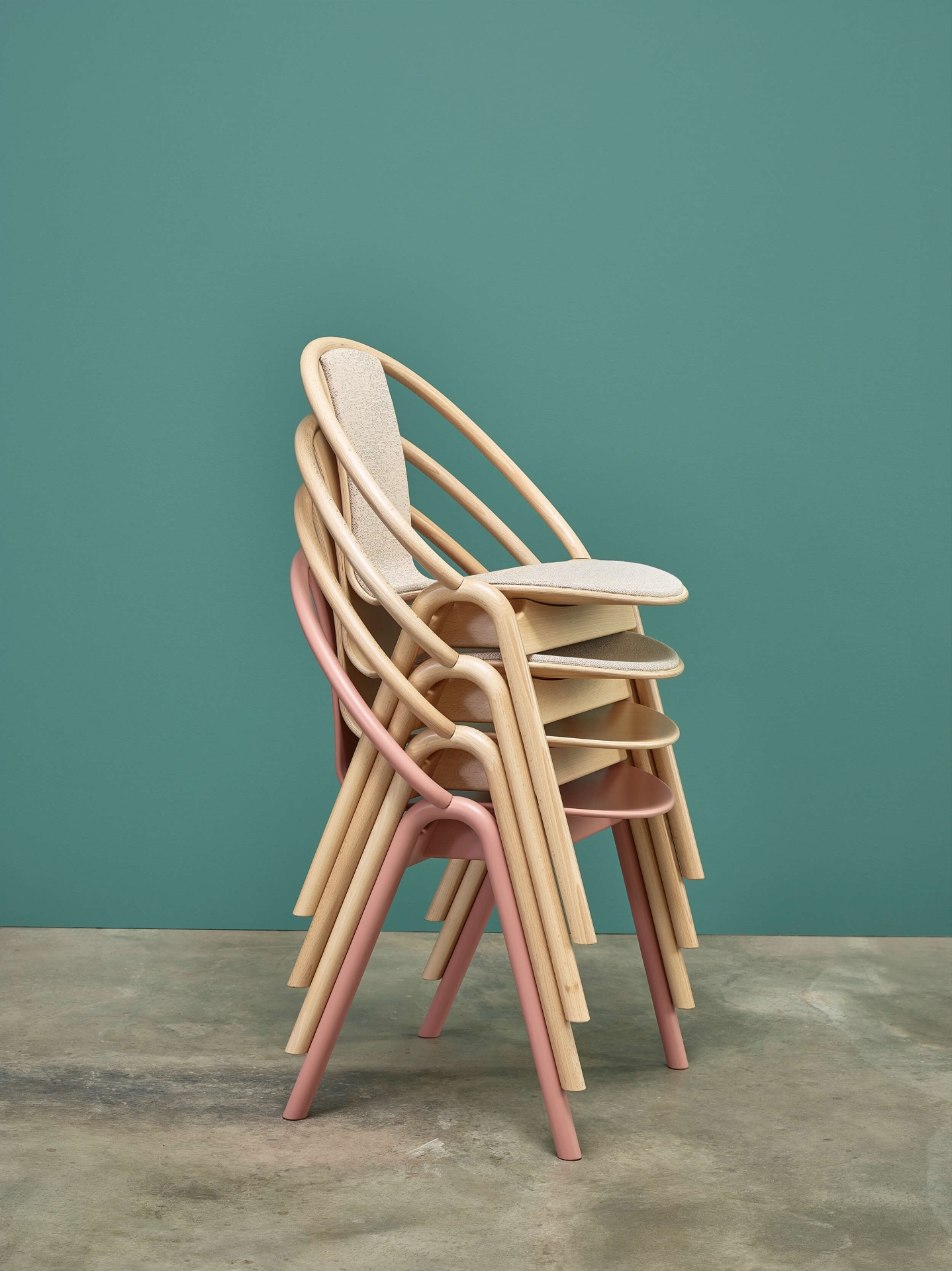 Again chair (Alexander Gufler)