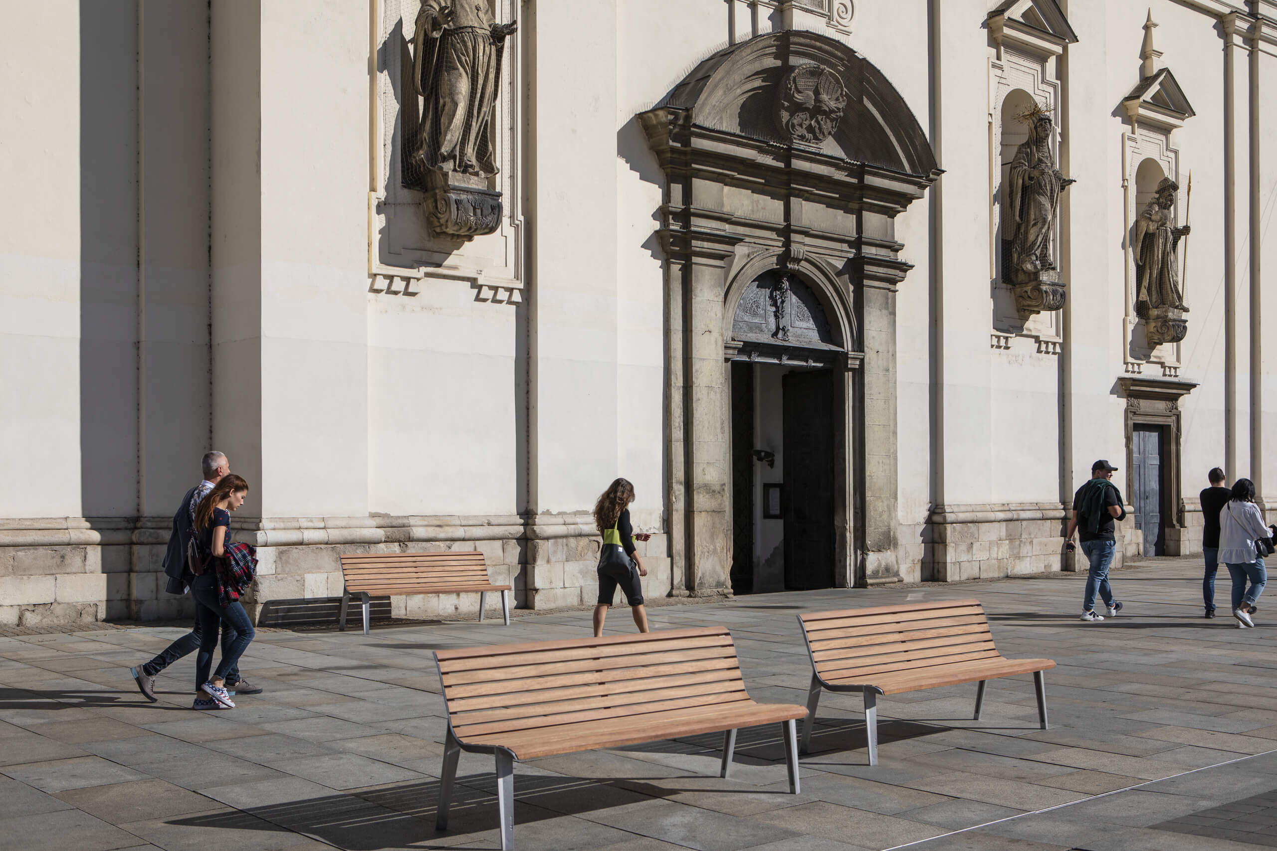 Emau park bench (David Karásek, Viktor Šašinka), Elk bike stand (David Karásek, Herrmann & Coufal)