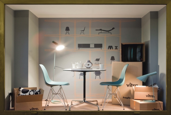 nově otevřená prodejna Hay a podoba pasáže České národní banky