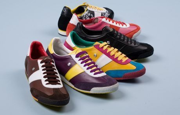 spolupráce s mladými designéry Jakubem Koroušem a Janem Klossem