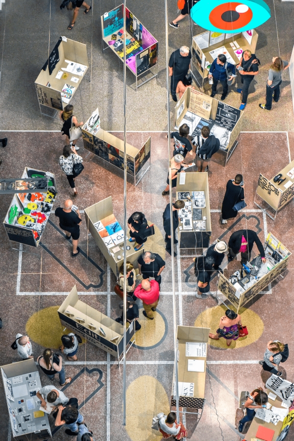 celková koncepce a vizuální styl pro 27. mezinárodní bienále grafického designu Brno 2016 (Moravská galerie v Brně)