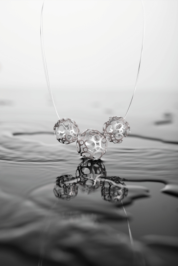 náhrdelníky Organic a Holeganic, kolekce Impress